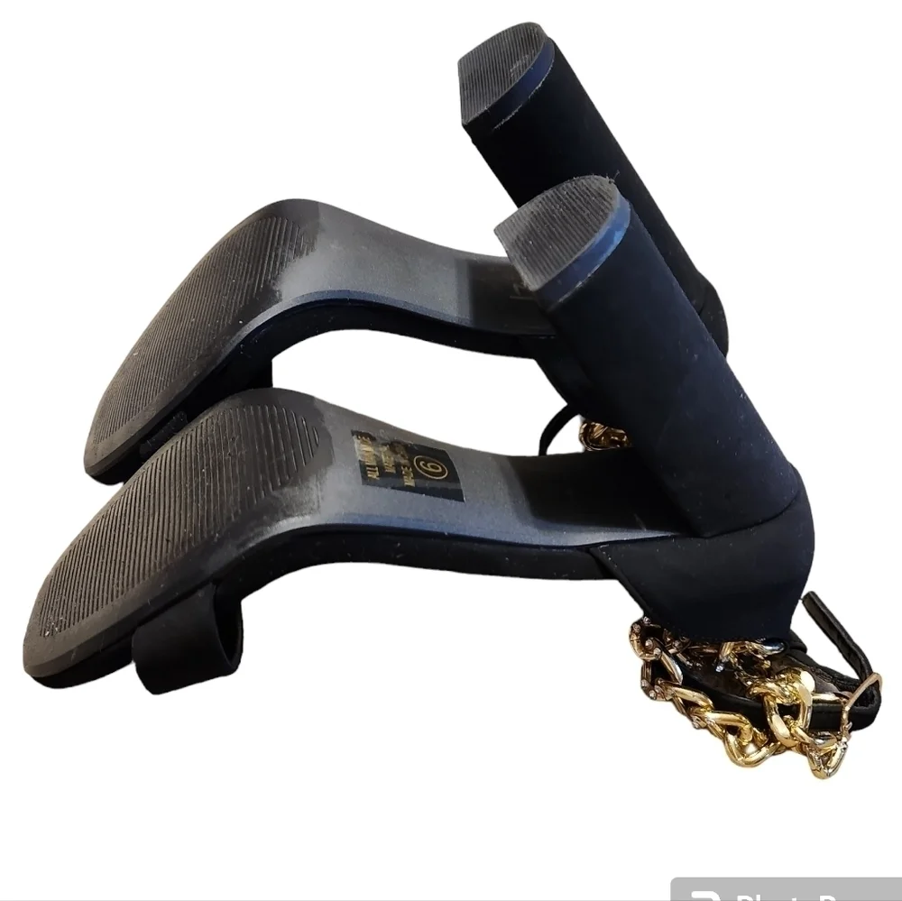 Derek Heart chunky heels black with black ankle strap & gold rhinestone strap 6